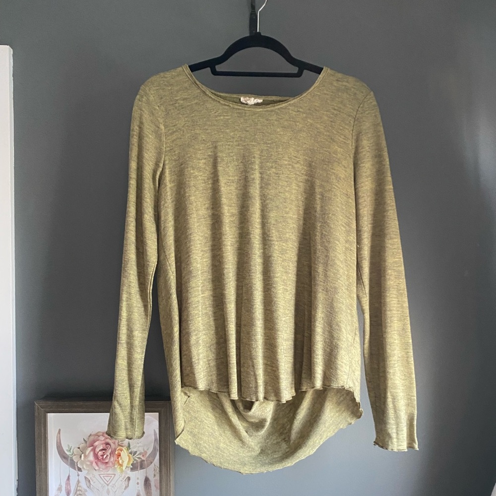 Green open-back sweater by Hem & Thread (M)